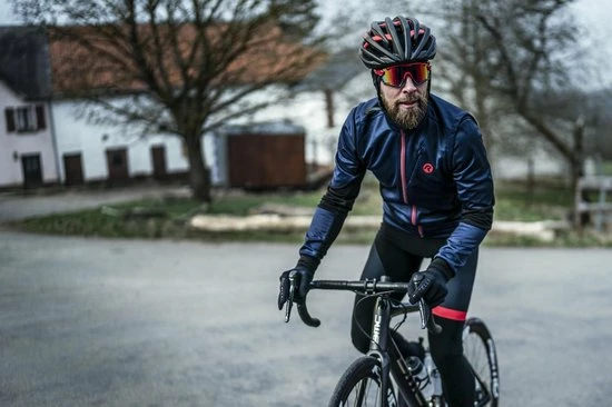 Beste Verkoop 👏 Rogelli Brave Winterjack - Fietsjack Heren - Blauw/Zwart/Rood - Maat 2XL 💯 21 Beste Verkoop 👏 Rogelli Brave Winterjack - Fietsjack Heren - Blauw/Zwart/Rood - Maat 2XL 💯 - Afbeelding 19