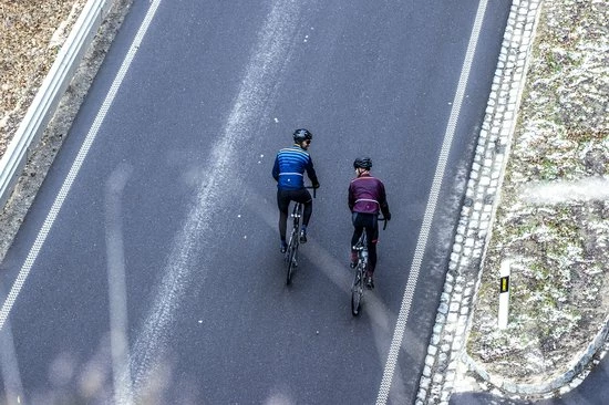 Goedkoopste โญ Rogelli Stripe Winterjack - Fietsjack Heren - Bordeaux/Paars/Rood - Maat L ๐ 13 Goedkoopste โญ Rogelli Stripe Winterjack - Fietsjack Heren - Bordeaux/Paars/Rood - Maat L ๐ - Afbeelding 11