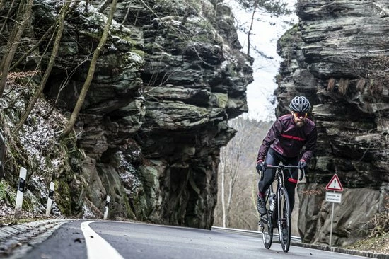 Goedkoopste โญ Rogelli Stripe Winterjack - Fietsjack Heren - Bordeaux/Paars/Rood - Maat L ๐ 22 Goedkoopste โญ Rogelli Stripe Winterjack - Fietsjack Heren - Bordeaux/Paars/Rood - Maat L ๐ - Afbeelding 20