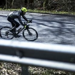 Korting ⌛ Rogelli Essential HI VIS Bibtight - Lange Fietsbroek Heren - Zwart/Reflectie - Maat L ✔️ 28 Korting ⌛ Rogelli Essential HI VIS Bibtight - Lange Fietsbroek Heren - Zwart/Reflectie - Maat L ✔️ -MGO Leisure Wear winkel 550x366 24