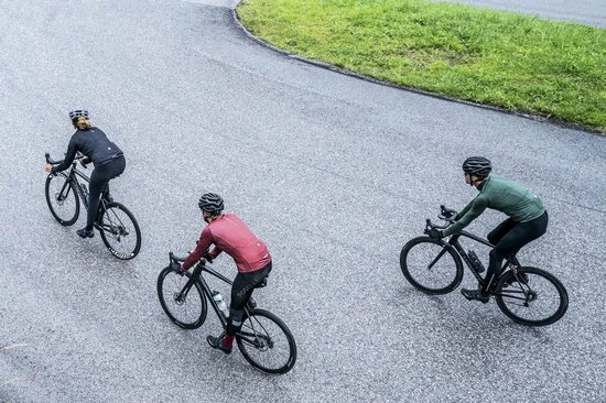 Goedkoop 🛒 Rogelli Collant Focus Zwart Zwart - Maat 3XL 🛒 10 Goedkoop 🛒 Rogelli Collant Focus Zwart Zwart - Maat 3XL 🛒 - Afbeelding 8