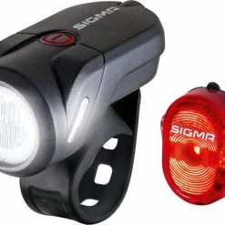 Groothandel 🔥 Sigma Aura 35 Fietsverlichtingsset - 35 Lux + Nugget II USB Achterlicht 🔔 19 Groothandel 🔥 Sigma Aura 35 Fietsverlichtingsset - 35 Lux + Nugget II USB Achterlicht 🔔 -MGO Leisure Wear winkel 550x408 1