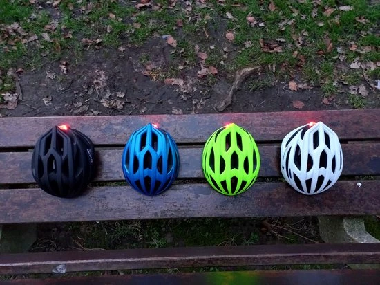 Aanbiedingen ⌛ Pro Sport Lights Fietshelm Mannen/vrouwen - Met Verlichting - Metallic Blauw - 54/61cm 😀 17 Aanbiedingen ⌛ Pro Sport Lights Fietshelm Mannen/vrouwen - Met Verlichting - Metallic Blauw - 54/61cm 😀 - Afbeelding 15