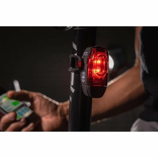 Korting 🎉 Lezyne KTV Pro Smart Rear Fiets Achterlicht - 75 Lumen - Zwart 🤩 9 Korting 🎉 Lezyne KTV Pro Smart Rear Fiets Achterlicht - 75 Lumen - Zwart 🤩 - Afbeelding 7