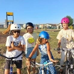 Hete verkoop 🎉 Kinderfietshelm Pro Sport Lights - Skate Fietshelm Voor Kinderen - Matt Zwart - Kinderhelm 53 - 60 Cm 🎁 -MGO Leisure Wear winkel 550x550 519